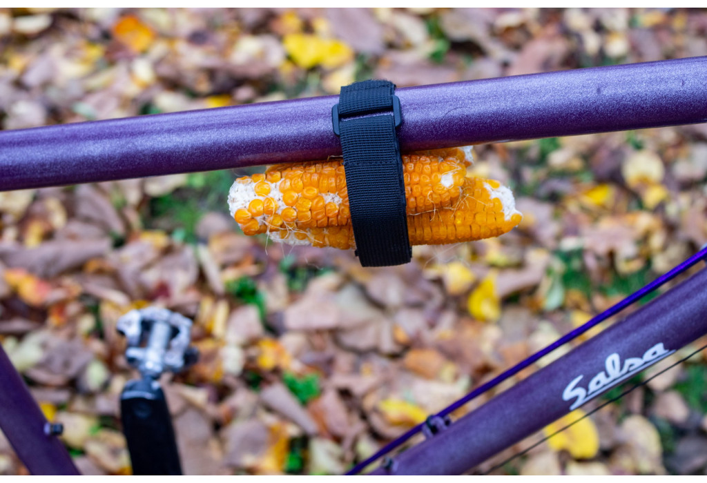 Кріплення для камери KasyBag Strap Tube [Red Zebra]