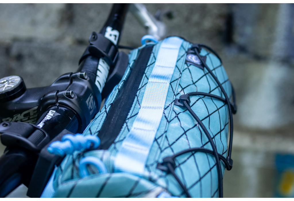 Сумка на кермо KasyBag X-Barrel Bag  LE Glacier Blue