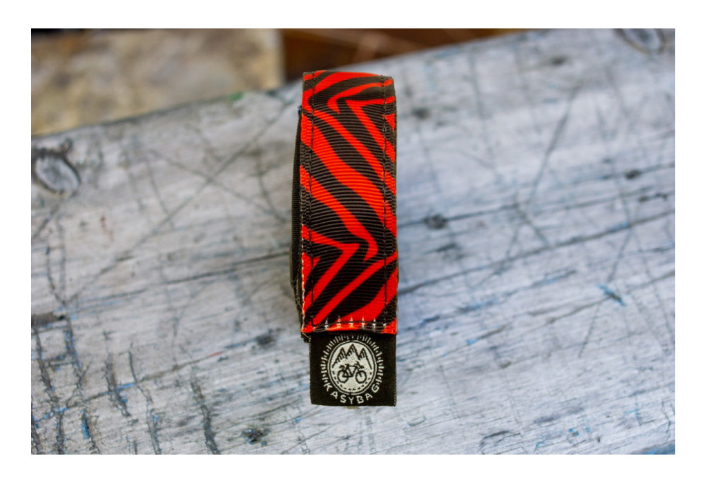 Кріплення для камери KasyBag Strap Tube [Red Zebra]